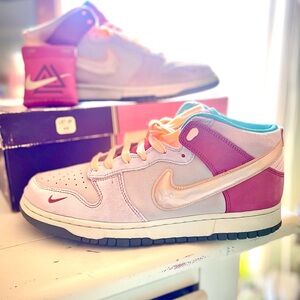 Nike X Social Status Strawberry Shake Dunks - Men’s Sz 11